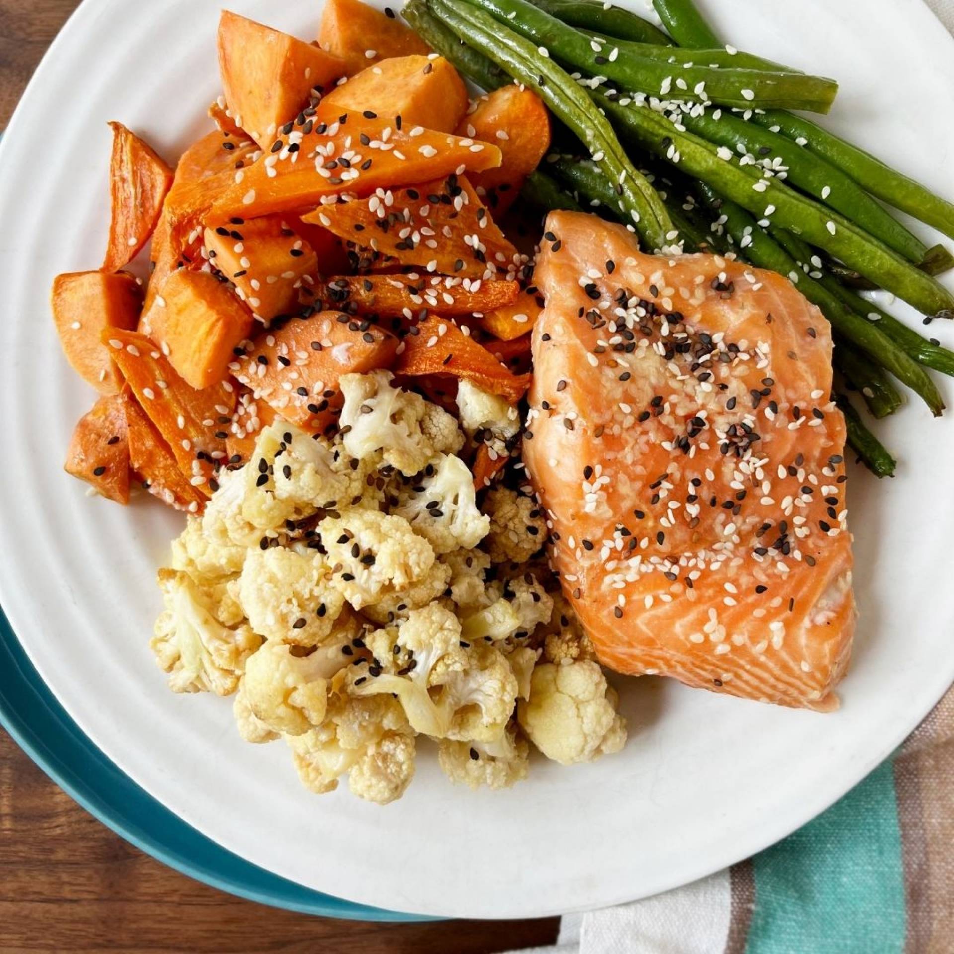 FAMILY - TERIYAKI GLAZED SALMON