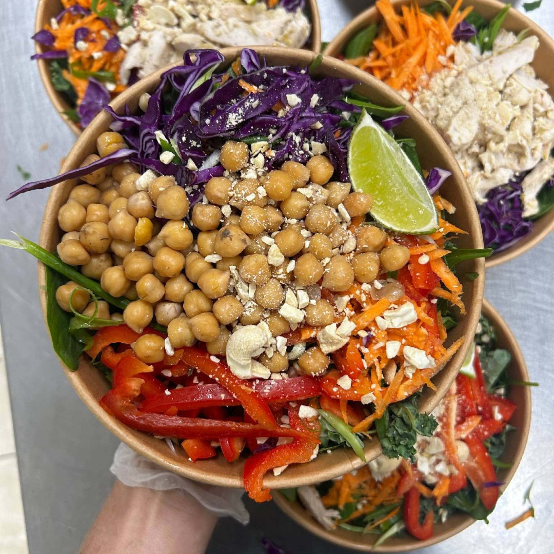 (V) THAI ALMOND CHICKPEA BOWL