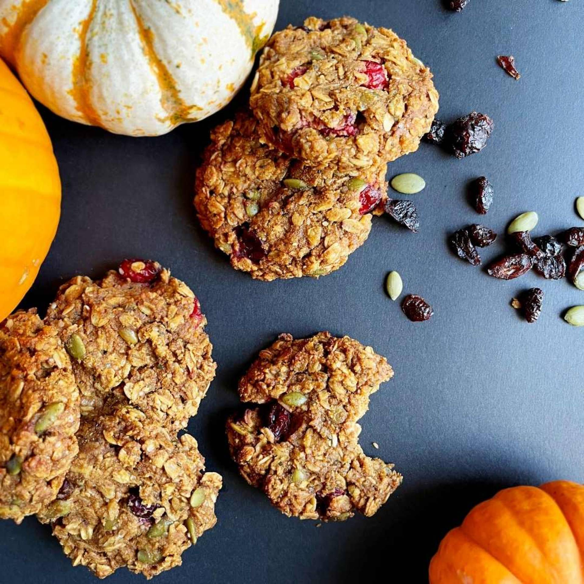 PUMPKIN SPICE BREAKFAST COOKIES